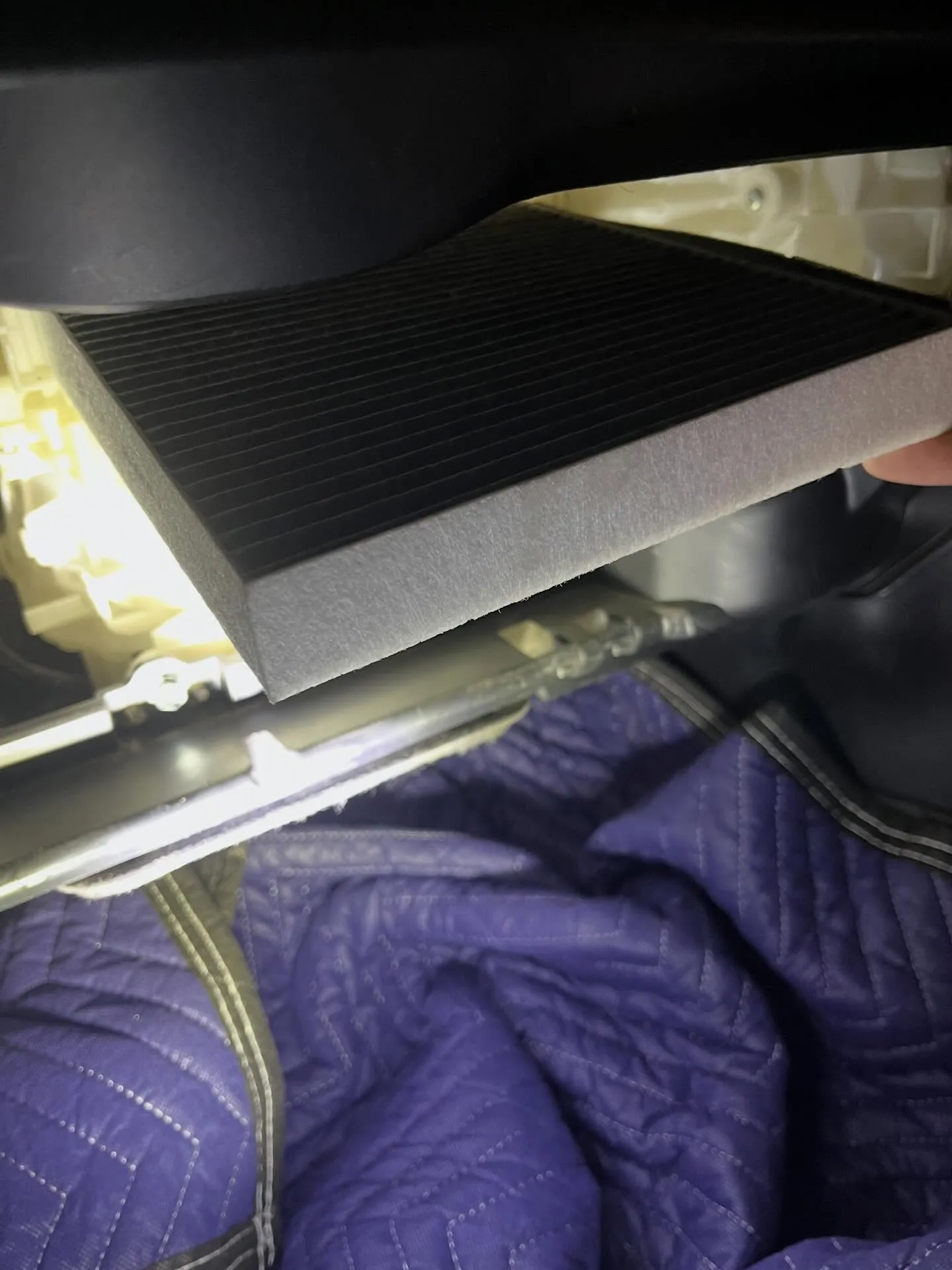 「車内の空気はクリアに、ドライブはもっと快適に。