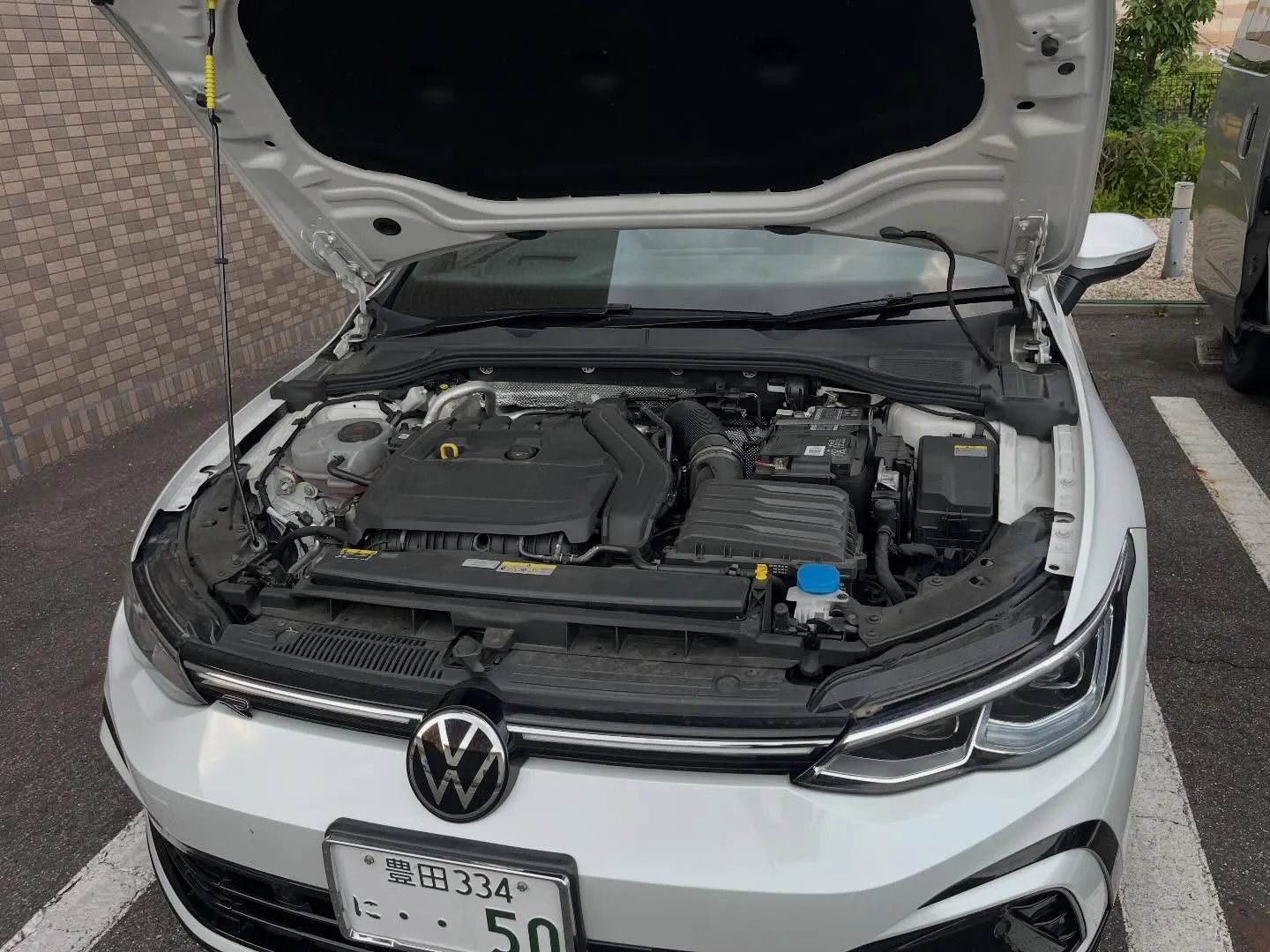 🚗🔋愛車のバッテリーが突然の不調⁉️大切な輸入車がフォルクス...